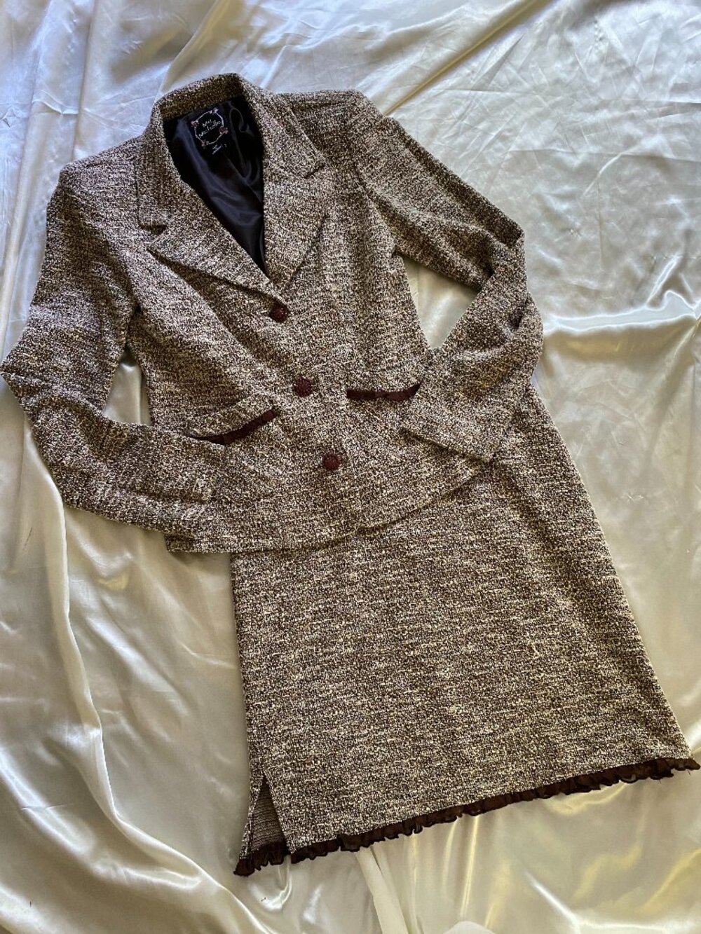 Vintage y2k Brown Tweed Ruffle Skirt Suit Coquette Tailored Preppy Size 6